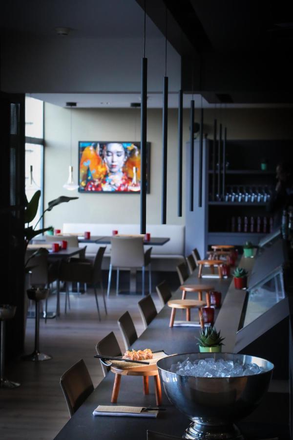 Lausanne Palace Bagian luar foto Interior of the restaurant