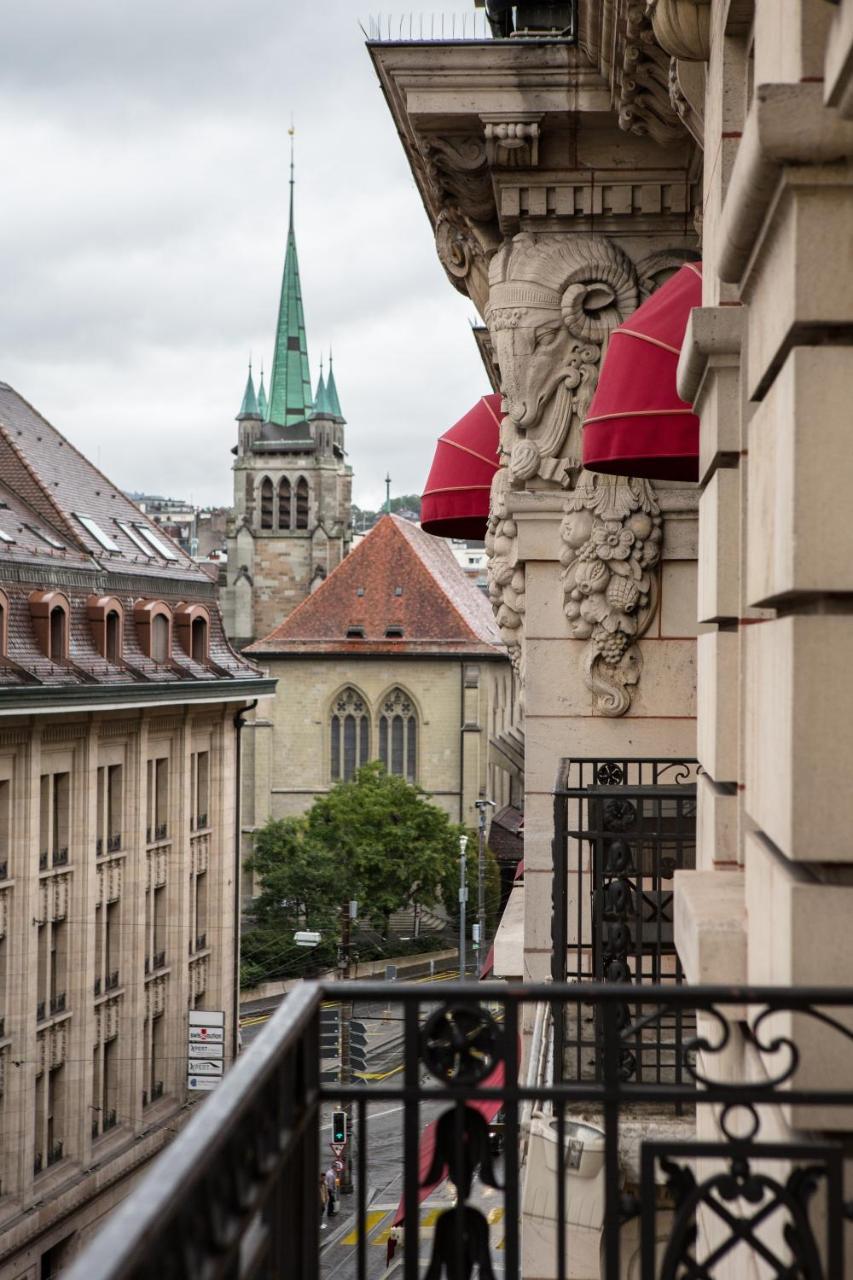 Lausanne Palace Bagian luar foto The University of Basel