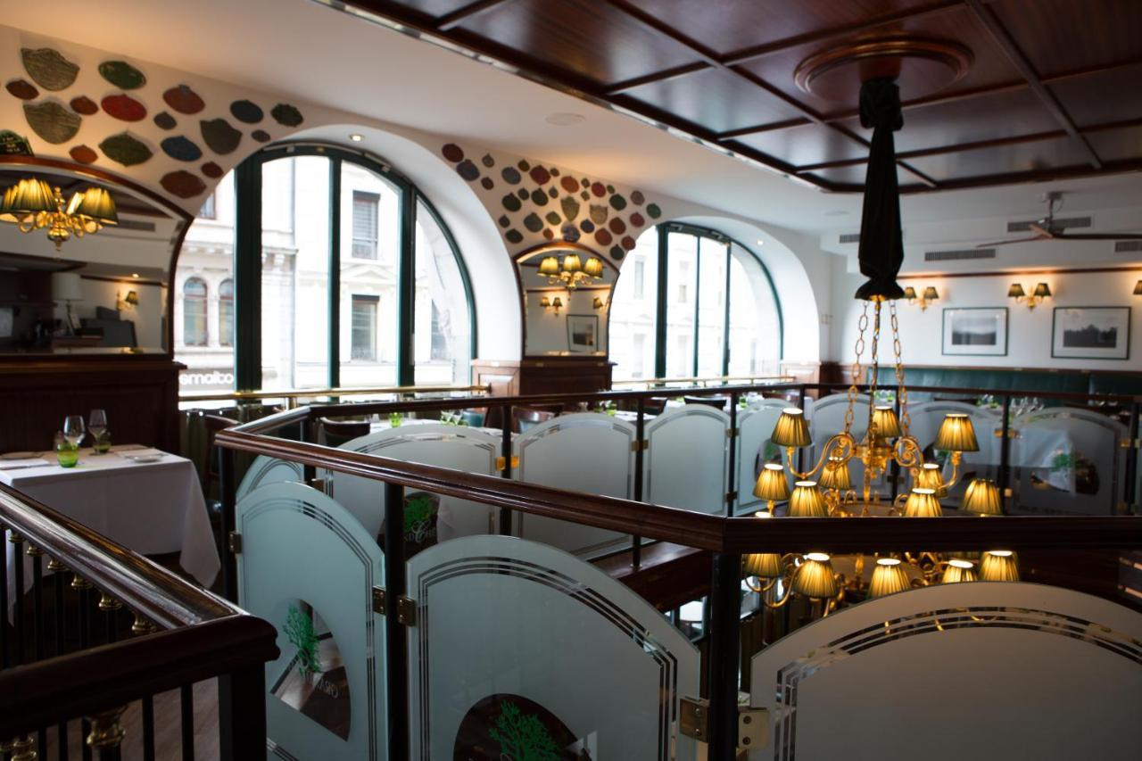 Lausanne Palace Bagian luar foto Interior of the restaurant